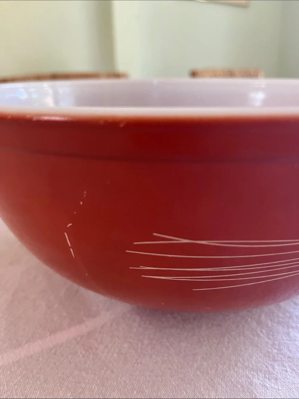 Pyrex 404 Wheat Bowl Red 4L